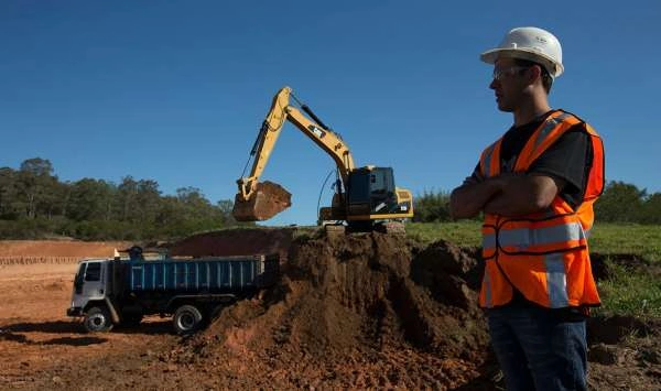 Coogamai entrega licen�as ambientais para garimpeiros no Norte do RS
