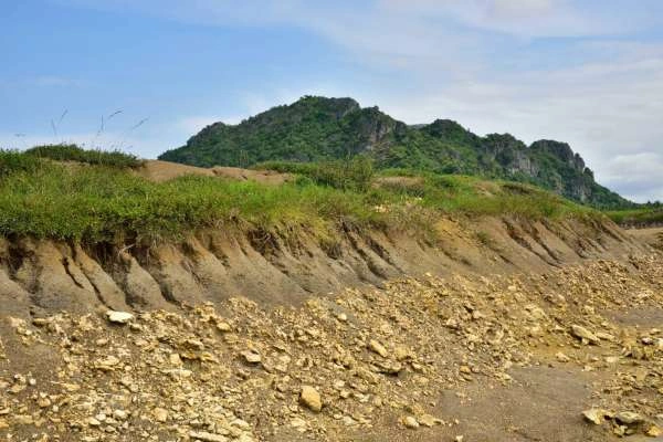 Descoberta Bilion�ria em Currais - PI 